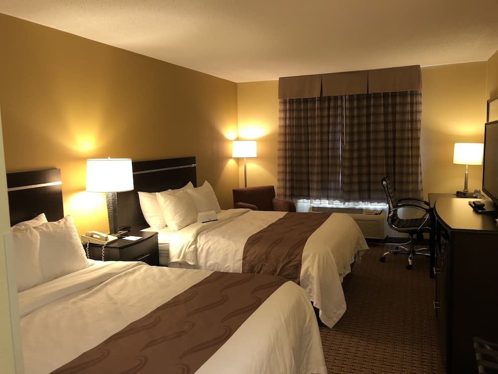 Quality Inn & Suites Sun Prairie Madison East — Sun Prairie