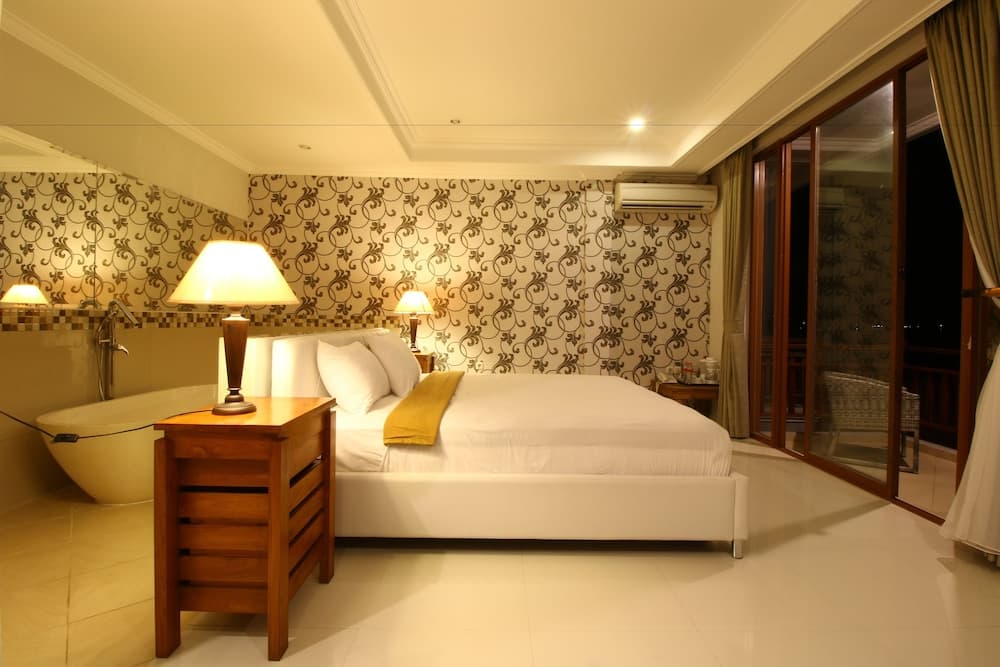 Hotel Wahyu Dana — Singaraja