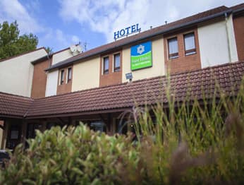 Sure Hotel by Best Western Lille Tourcoing, Bondues — Halluin